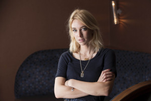 惊险逃生!量子特攻选手教科书式操作 惊险逃生!量子特攻选手教科书式操作